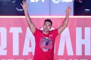 Σλούκας: «Δεν έχω καταφέρει να εμπνεύσω τον ίδιο σεβασμό προς όλους»