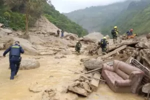 Τουλάχιστον 8 νεκροί και 11 αγνοούμενοι ύστερα από κατολίσθηση στην Κολομβία