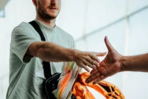 (ΦΩΤΟΣ) Επιστροφή στο Κολόσσι με Πεϊμπέρνς