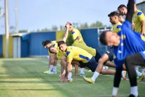 (ΦΩΤΟΣ) Σήκωσε μανίκια δουλειάς η ΑΕΛ
