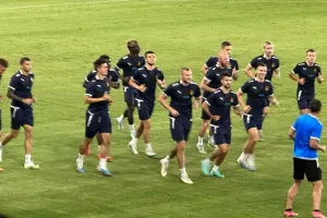 (ΦΩΤΟΣ/ΒΙΝΤΕΟ) Η... τελευταία της ΜΠΑΤΕ 