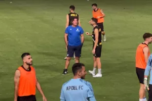 ΒΙΝΤΕΟ/ΦΩΤΟΣ: Πανέτοιμο το ΑΠΟΕΛ ενόψει Βοϊβοντίνα 