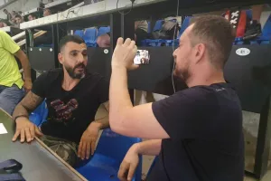 (Σχόλιο Μερκή στο ημίχρονο) "Παιχνίδι κατοχής από το ΑΠΟΕΛ, να προσέξει τις αντεπιθέσεις"