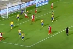 Το γκολ του Zukic για το 1-1 (βίντεο)