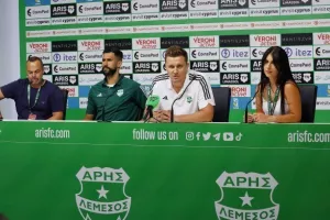 Σπιλέφσκι: "Δεν έχει καμία σημασία αν είστε με τον Άρη-Μετά από αύριο θα είστε με τον Άρη" (φώτος)