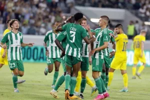 Άρης - Μπάτε: Την "σκόρπισε" με εξάρα και… ιστορική πτήση στους ομίλους! (φώτος)