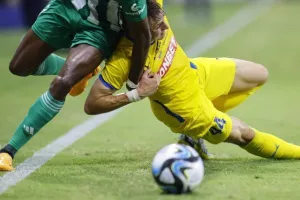 Άρης - Μπάτε: Την "σκόρπισε" με εξάρα και… ιστορική πτήση στους ομίλους! (φώτος)