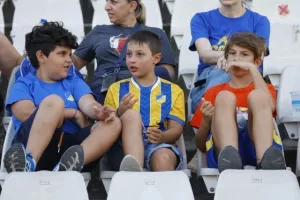 (ΦΩΤΟΡΕΠΟΡΤΑΖ) Ο κόσμος του ΑΠΟΕΛ στο ΓΣΠ