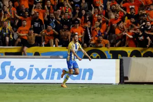 To 2-1 του ΑΠΟΕΛ με Ντβάλι (βίντεο)