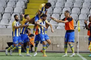ΑΠΟΕΛ - Βοϊβοντίνα: Κέρδισε, είναι φαβορί αλλά θέλει προσοχή... (φώτος)
