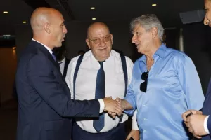 ΟΛΑ όσα έγιναν στην Γενική Συνέλευση της ΚΟΠ (Φώτος/Βίντεο)