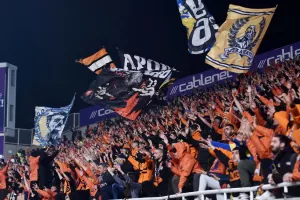 4000/ΑΠΟΕΛ