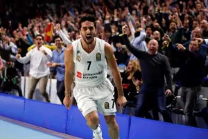 Έτσι υποδέχθηκε η Ρεάλ τον Καμπάτσο: Όλες οι μαγικές στιγμές της καριέρας του