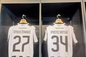 ΠΑΟΚ: Φόρος τιμής στους δύο άτυχους πιλότους