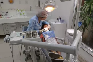 Βρετανοί αναγκάζονται να βγάζουν... μόνοι τα δόντια τους λόγω οδοντιατρικής κρίσης
