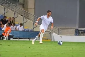 MVP στο ντεμπούτο του