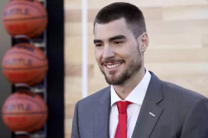 Ερνανγκόμεθ, ο μπασκετμπολίστας που ο μισός πλανήτης γνωρίζει ως Μπο Κρουζ