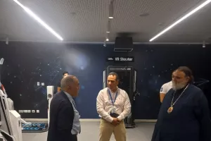 Συνάντηση του Ανδρέα Μιχαηλίδη με τον Μητροπολίτη Ταμασού Ησαΐα και επίσκεψη στο Πλανητάριο