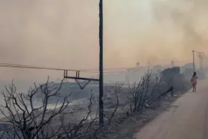 Μάχη στη Ρόδο... 