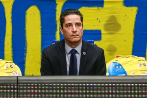 Σφαιρόπουλος: "Με πόνο ψυχής παρακολουθώ την καταστροφή στη Ρόδο, κουράγιο"
