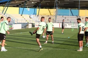 Η προπόνηση της ΑΕΚ στο Mezőkövesdi Városi Stadion (φώτος & βίντεο)