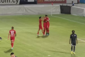 Ερυθρόλευκη νίκη (Σαλαμίνα-Οθέλλος 2-0) (ΣΧΟΛΙΟ)