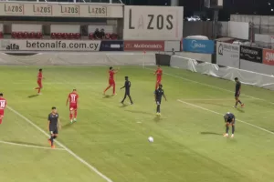Ερυθρόλευκη νίκη (Σαλαμίνα-Οθέλλος 2-0) (ΣΧΟΛΙΟ)