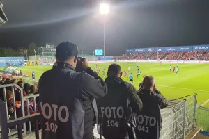 Φιλόξενοι αλλά...