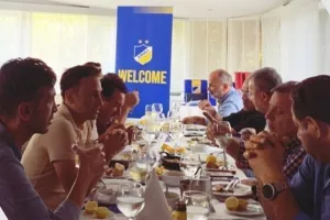 Το "τραπέζωμα" του ΑΠΟΕΛ στους Γεωργιανούς...