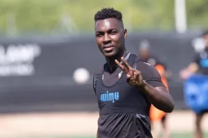 Ερυθρόλευκος... ο Kialy Abdoul Kone