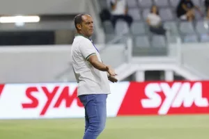 "Αν δεν ερχόταν η κόκκινη κάρτα θα μπορούσε το παιχνίδι να γίνει και 5 -0 και 6-0 υπέρ μας"
