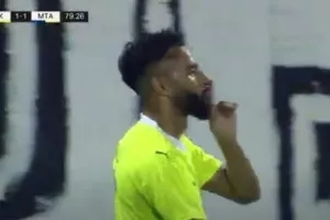 Το 1-1 της ΑΕΚ με Φαράζ (βίντεο)