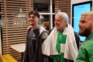 Burger και φώτο με... αντίπαλο!