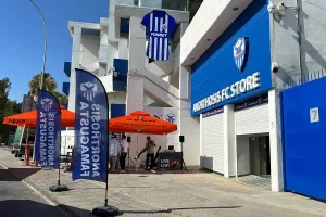 (ΦΩΤΟΣ Kerkida.net) Εκδήλωση στο Anostore- Ανορθωσιάτες μαζί με παίκτες