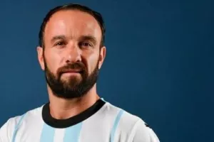 Πόλος έλξης/Απόλλων