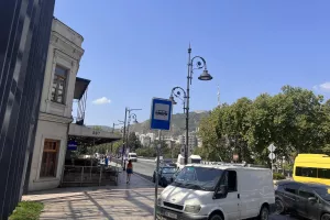 Πρώτα... πρωινά κλικ από την Τιφλίδα 