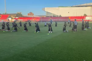 (Βίντεος/Φώτος) Η τελευταία του ΑΠΟΕΛ, "παιχνίδι" Σα Πίντο με τους παίκτες