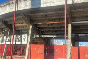 Φώτος από το "γερασμένο" Karađorđe/Εδώ θα παίξει το ΑΠΟΕΛ