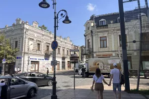 Πρώτα... πρωινά κλικ από την Τιφλίδα 