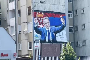 Ο Σίνισα Μιχαϊλοβιτς δίπλα στο Karađorđe