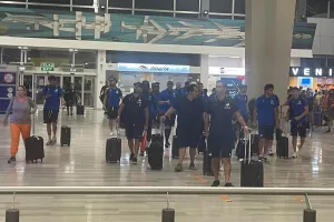 (ΦΩΤΟΣ) Πτήση επιστροφής με την πρόκριση