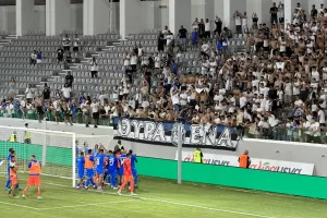 Παλιοί και νέοι στους ρυθμούς της Θύρας 1, έδωσε φανέλα ο Βαλμπουενά (βίντεο/φώτος)