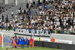 Παλιοί και νέοι στους ρυθμούς της Θύρας 1, έδωσε φανέλα ο Βαλμπουενά (βίντεο/φώτος)