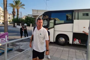 Η άφιξη της ΑΕΖ (φώτος)