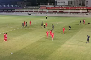 Ερυθρόλευκη νίκη (Σαλαμίνα-Οθέλλος 2-0) (ΣΧΟΛΙΟ)