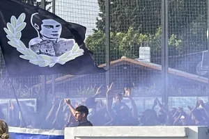 "Ντόπες" της Θύρας 5 σε παίκτες - τεχνική ηγεσία, το Kerkida στην ανοικτή προπόνηση! (βίντεο/φώτος)