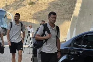 ΦΩΤΟΣ/Στο γήπεδο η Πάφος