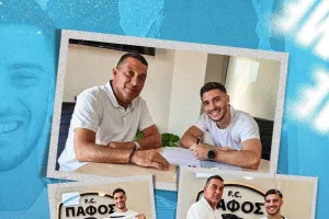 Τα κλικς των υπογραφών
