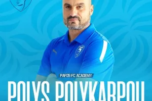 Το προπονητικό team της Pafos FC Ladies