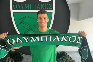 Στα μαυροπράσινα ο Φραγκέσκου